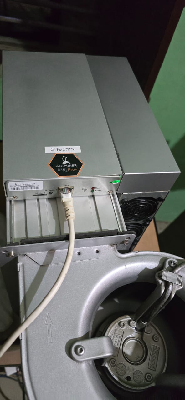 Bitmain Antminer S19j Pro+ (122Th)