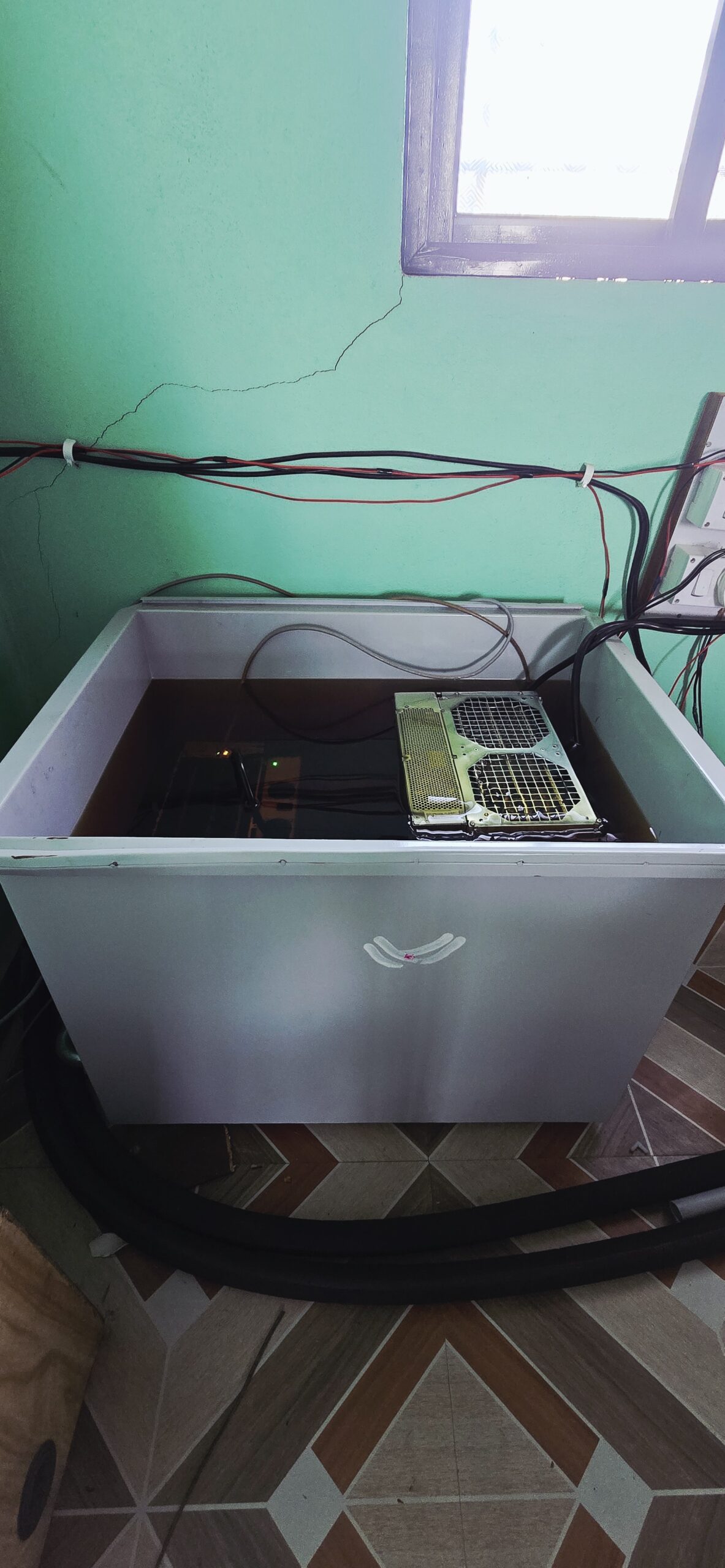 Immersion Cooling Setup (3Miners)