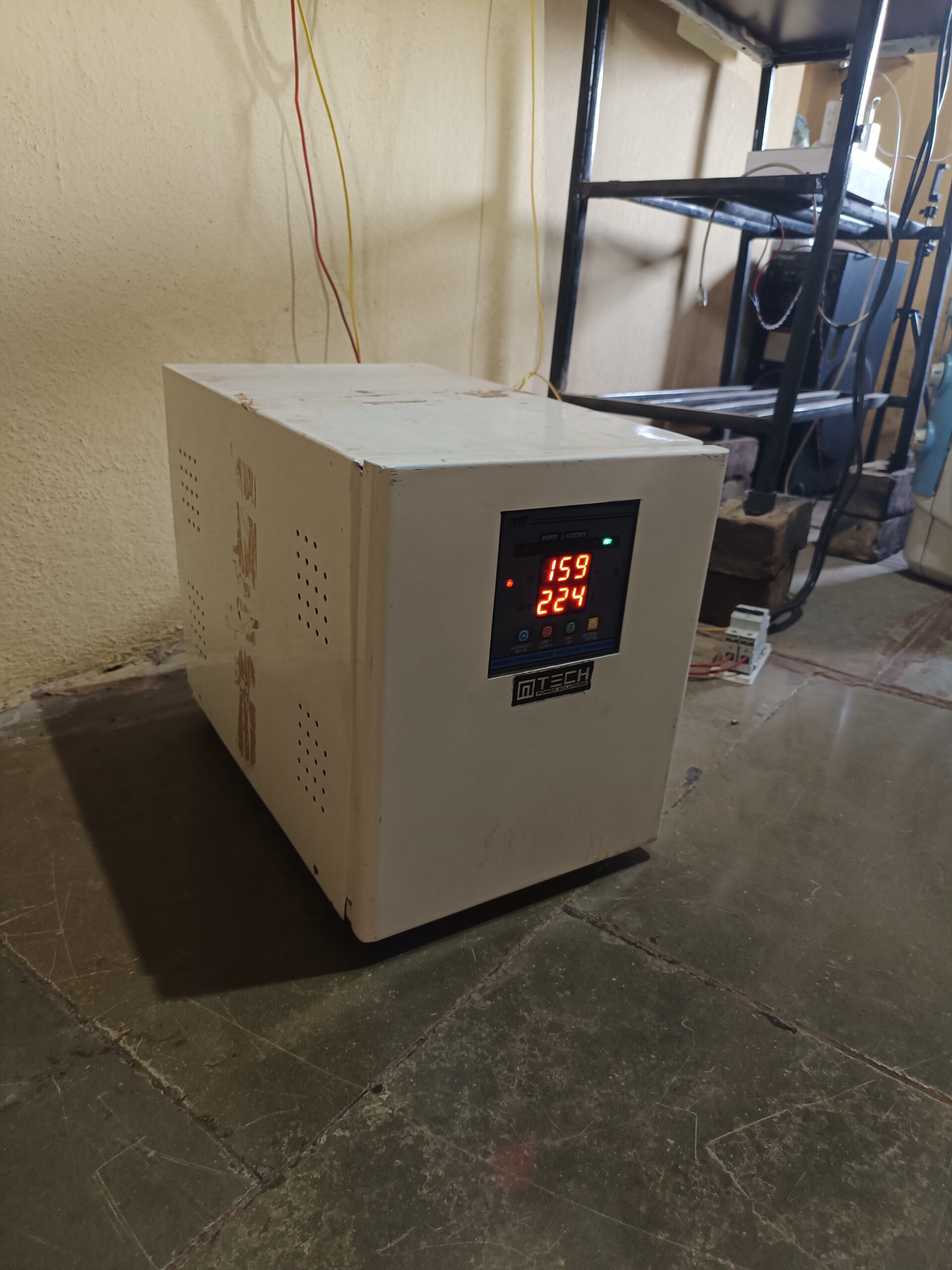 Servo Stabilizer Working Range 140-270 5Kva
