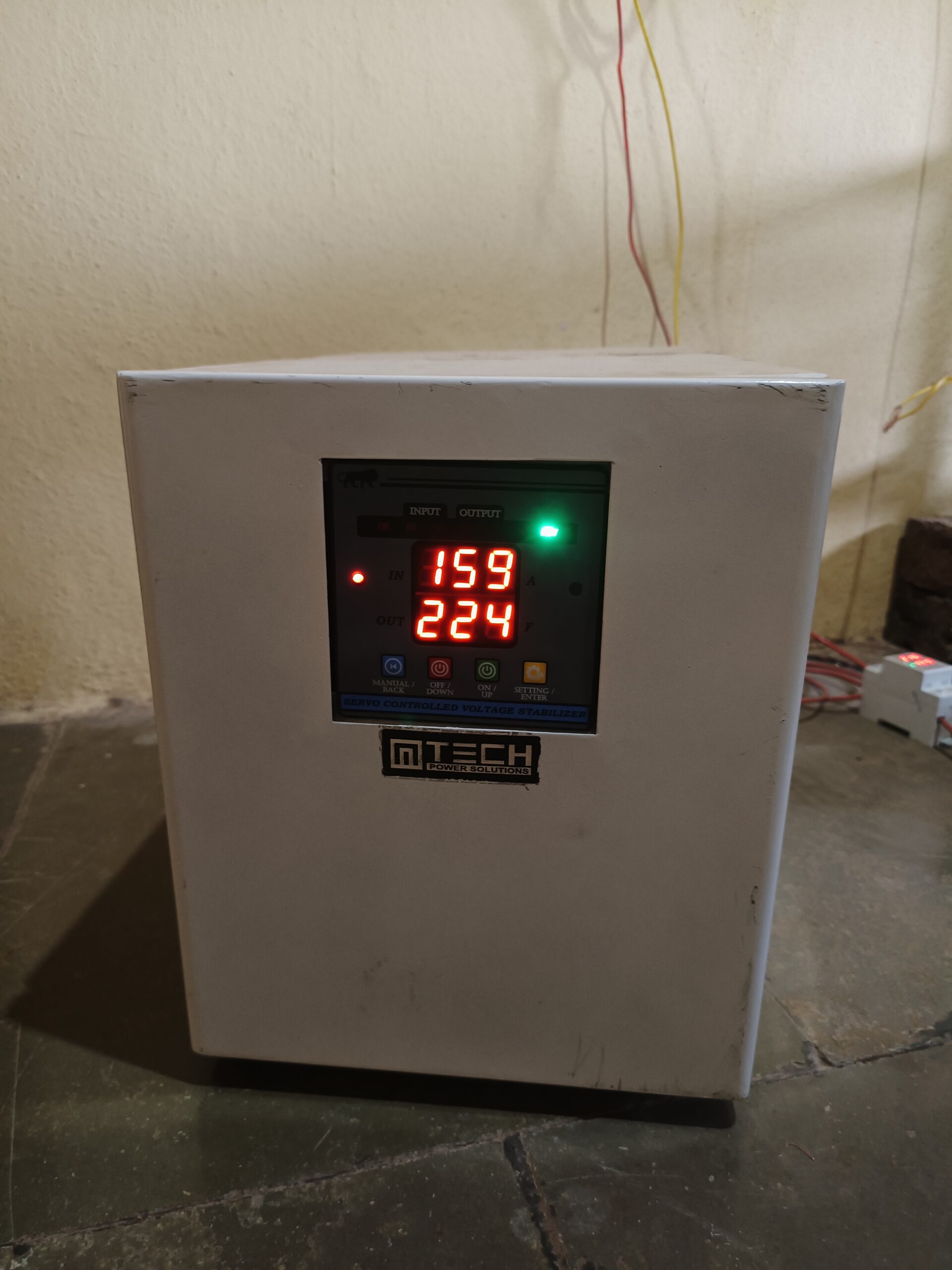 Servo Stabilizer Working Range 140-270 5Kva